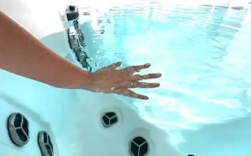 Salt Water Hot Tubs Explained: Benefits, Costs, and What to Expect in Canada